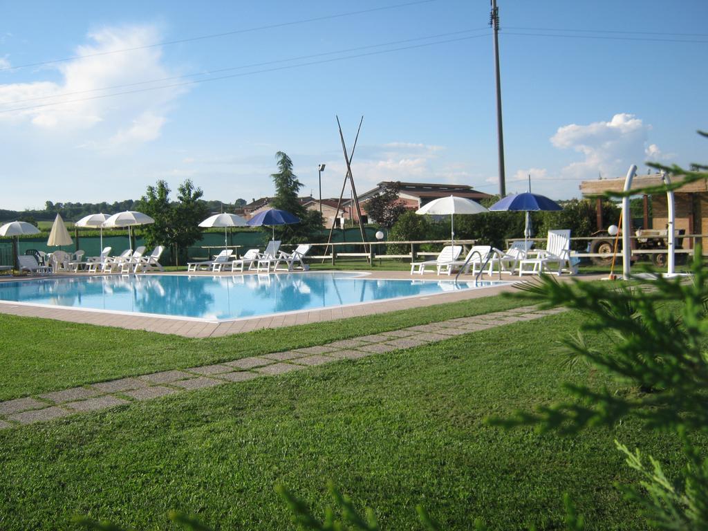 Agriturismo Trebis Volta Mantovana Eksteriør bilde