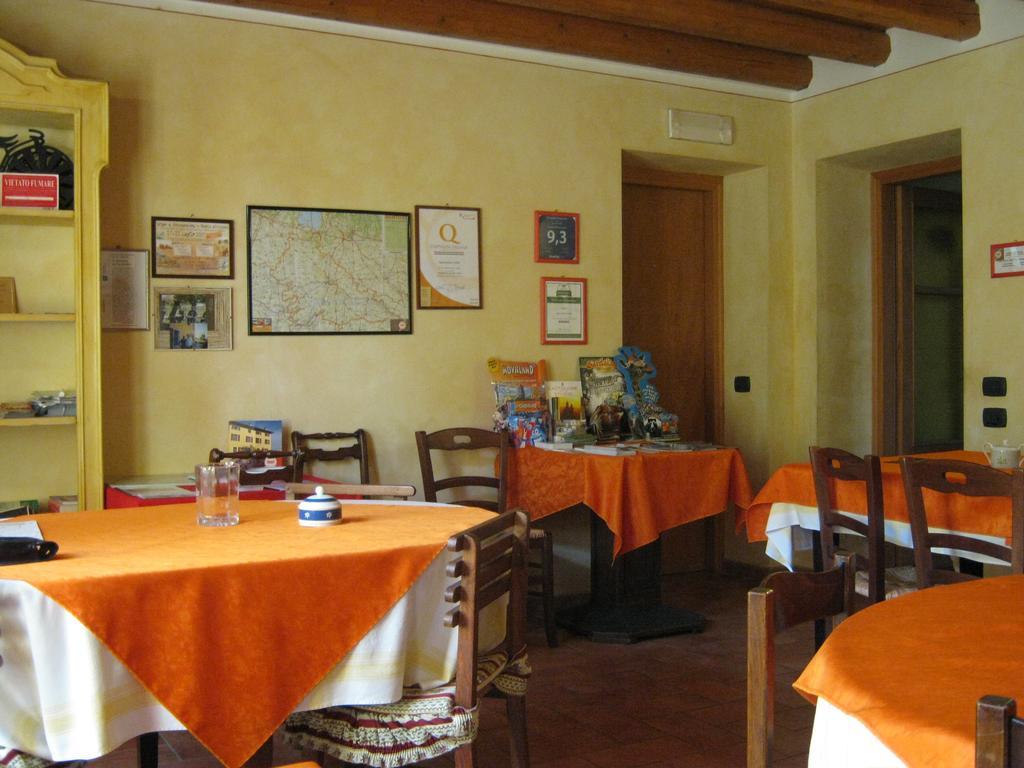 Agriturismo Trebis Volta Mantovana Eksteriør bilde