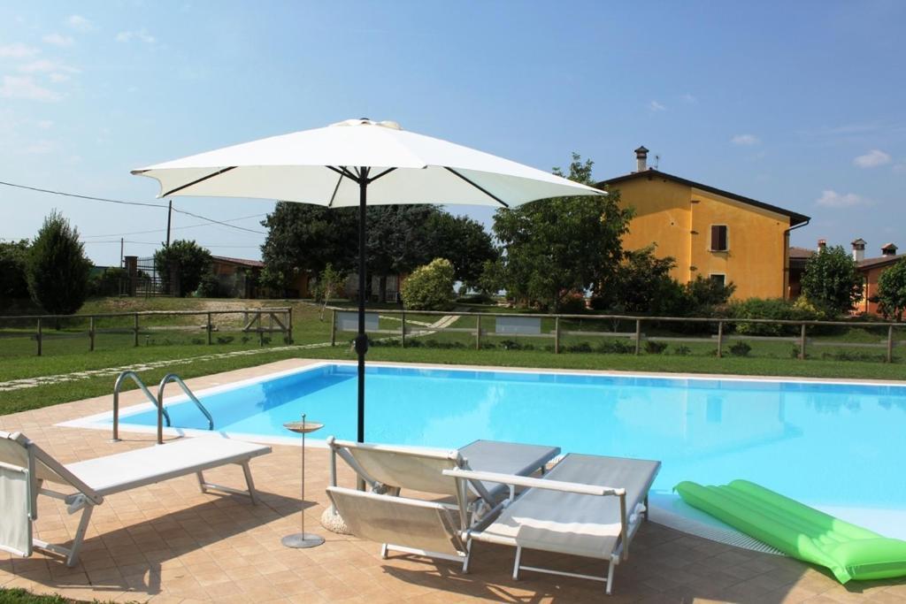 Agriturismo Trebis Volta Mantovana Eksteriør bilde